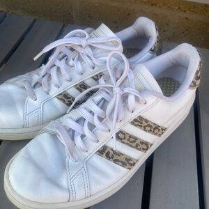 Stylish Addidas White and Leopard Print Women's Sneakers size 9.5